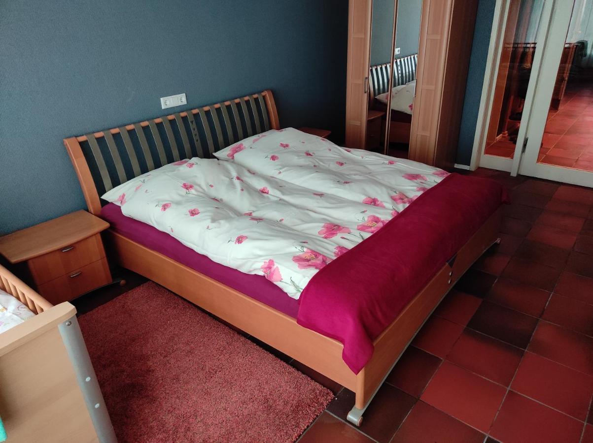 Ferienwohnung Rhede Im Og Luaran gambar